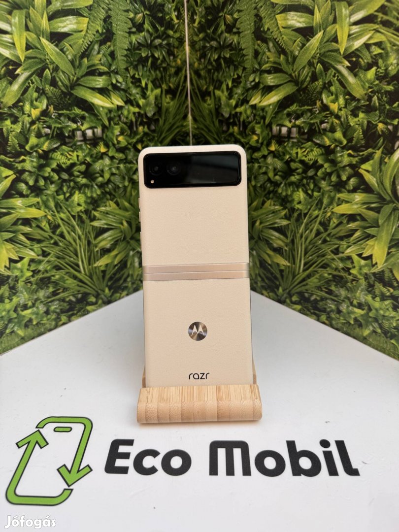 Motorola Razr 40 Kártyafüggetlen 256 GB, 12 hó garancia
