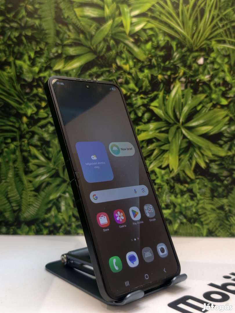 Samsung Galaxy Z Flip6 Kártyafüggetlen 256 GB, 12 hó garancia